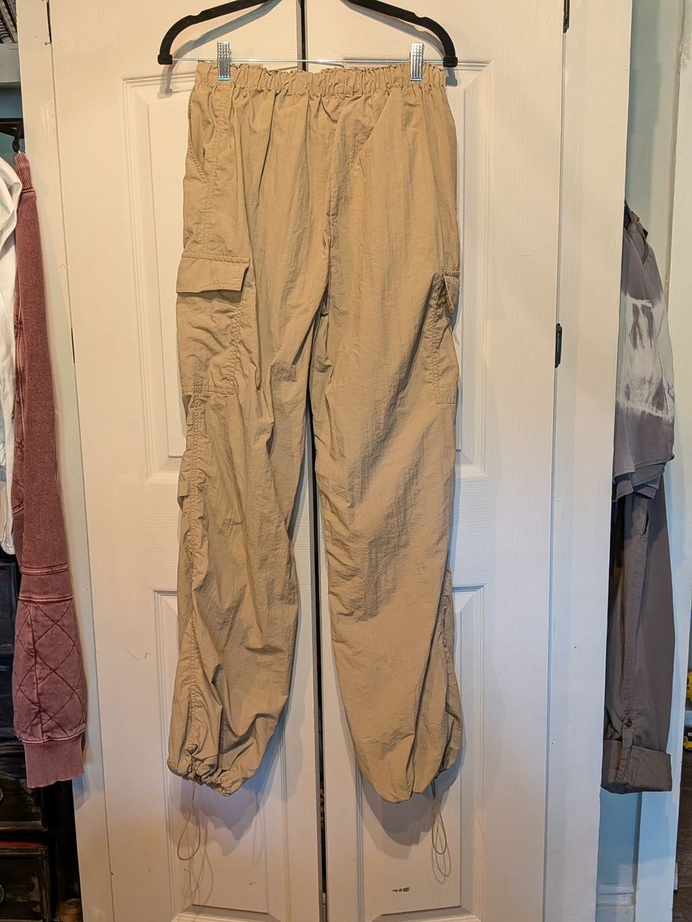 Love Tree Women's Tan Cargo Jogger Pants